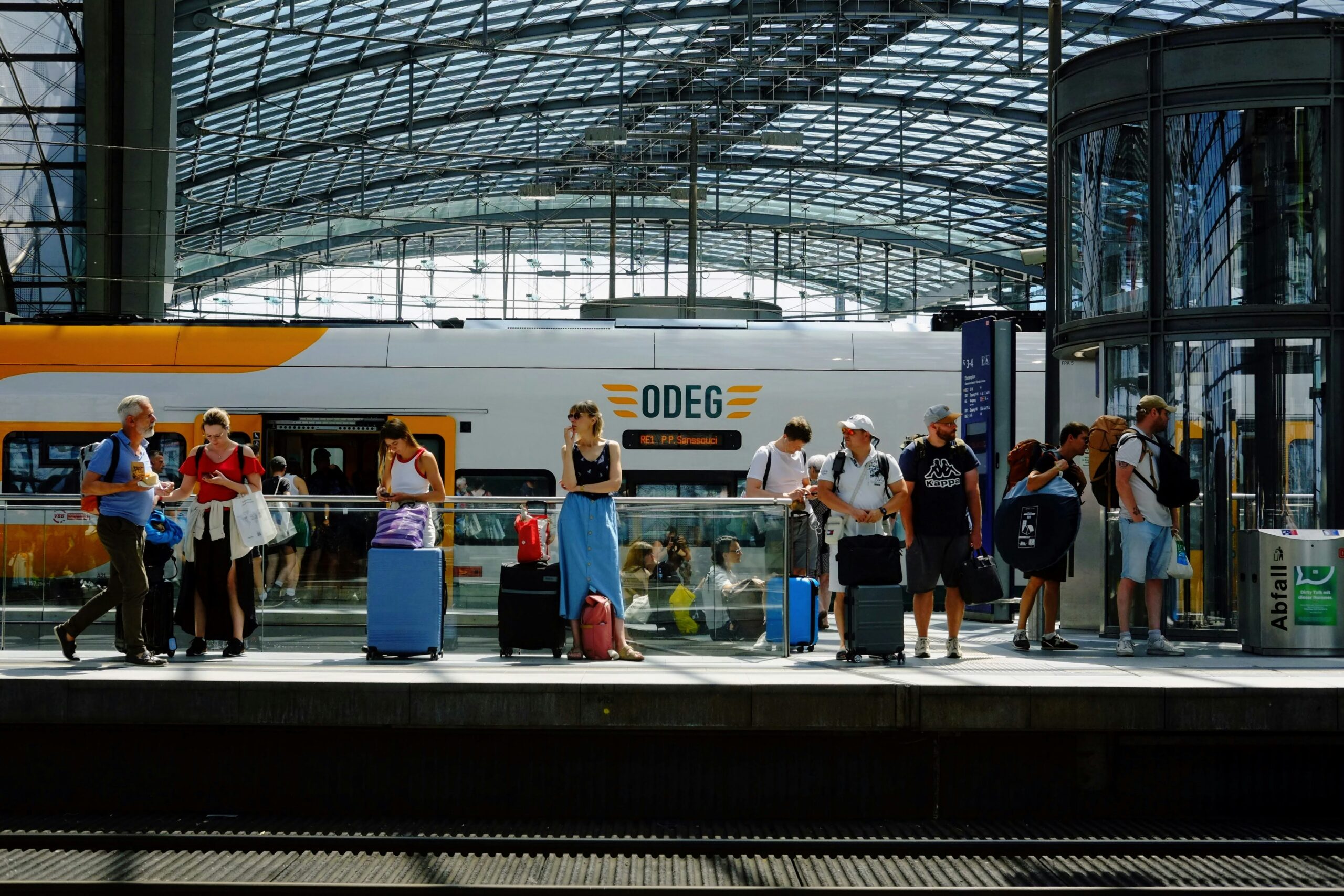 Interview with Christian Dustmann on why migrants leave Germany