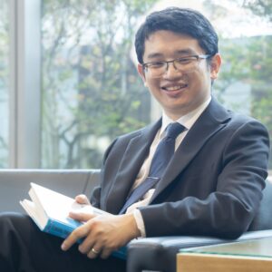 Zihan Hu