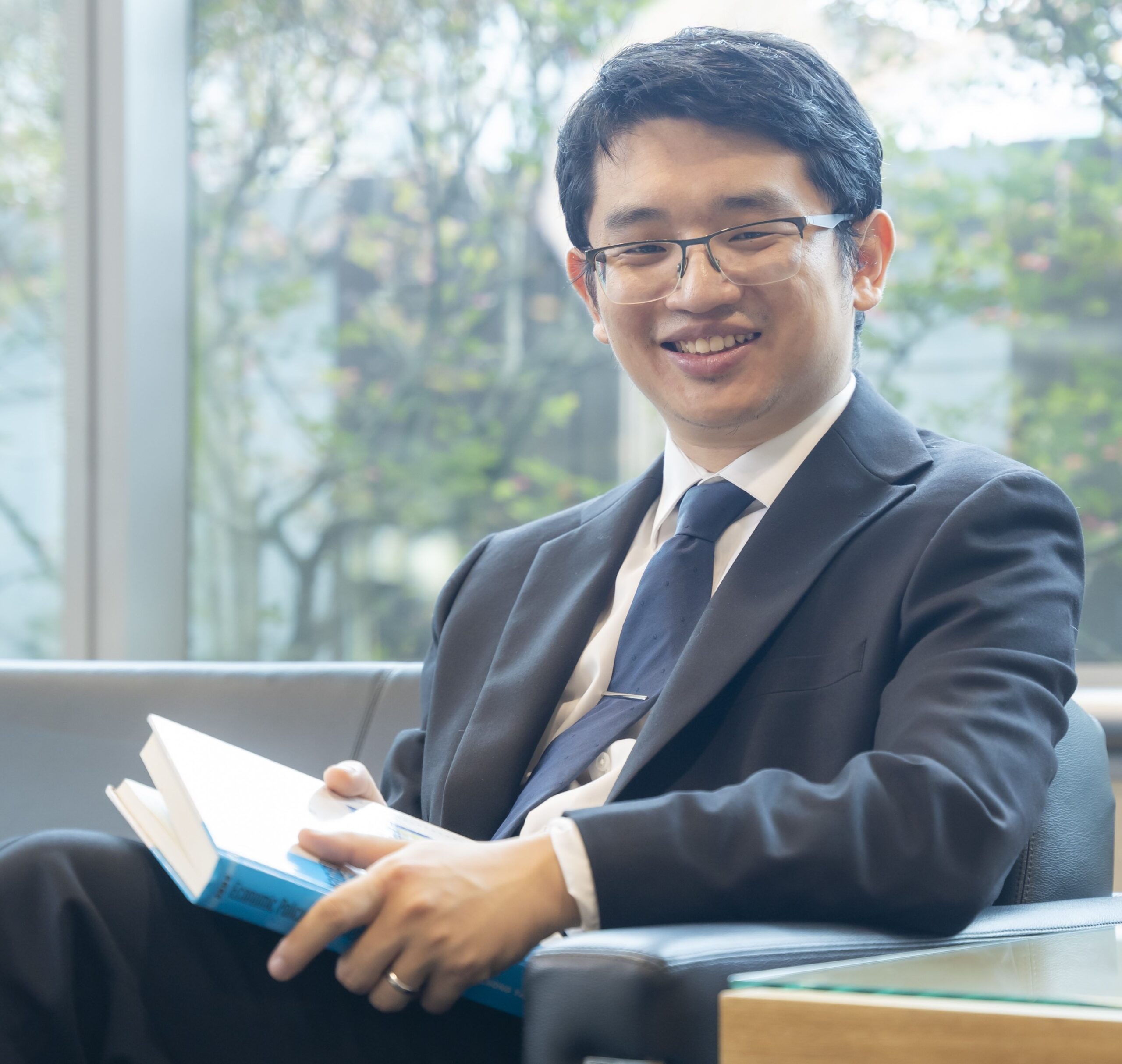 Zihan Hu